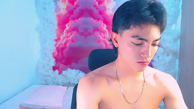 RomeoMillerr online show from 10/31/25, 07:21