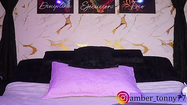 Snapshot of amber_tonny77 chatting on 01/07/26, 09:58 amber tonny77 online show from 01/07/26, 09:58