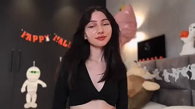 AnaMoonlight online show from 10/31/25, 09:00