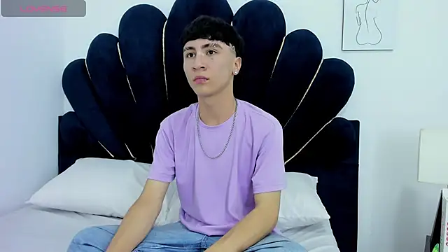 XaanderGrey online show from 12/19/25, 06:10