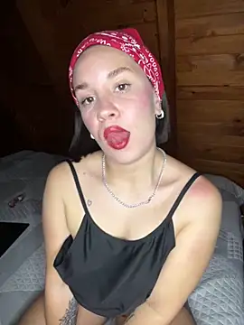 Snapshot of Belubel chatting on 11/11/25, 11:42 Belubel online show from 11/11/25, 11:42