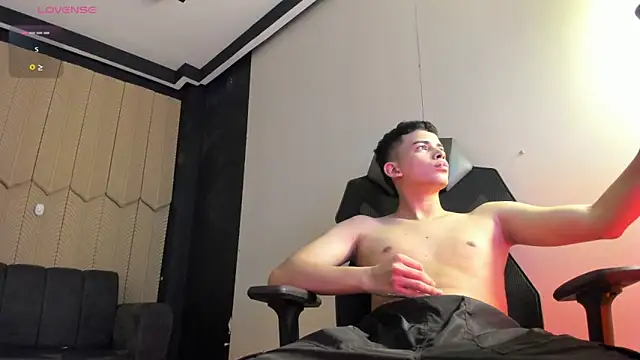 JuanSixx online show from 12/21/25, 09:04