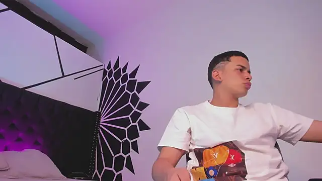 JuanSixx online show from 10/03/25, 04:03