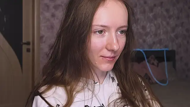 Snapshot of Why_me_stella chatting on 01/17/26, 09:29 Why me stella online show from 01/17/26, 09:29