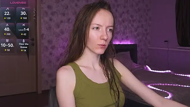 Snapshot of Why_me_stella chatting on 02/28/26, 07:13 Why me stella online show from 02/28/26, 07:13