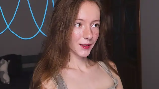 Snapshot of Why_me_stella chatting on 12/05/25, 02:10 Why me stella online show from 12/05/25, 02:10