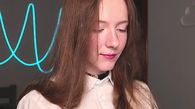 Snapshot of Why_me_stella chatting on 11/29/25, 12:00 Why me stella online show from 11/29/25, 12:00