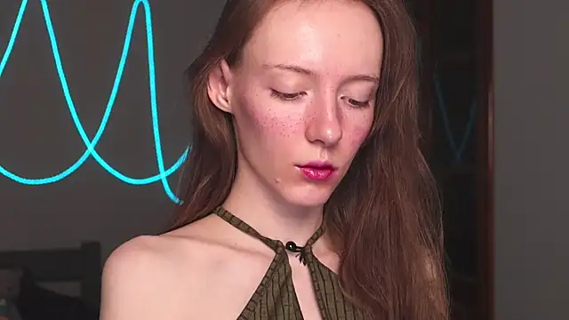 Snapshot of Why_me_stella chatting on 11/30/25, 12:44 Why me stella online show from 11/30/25, 12:44