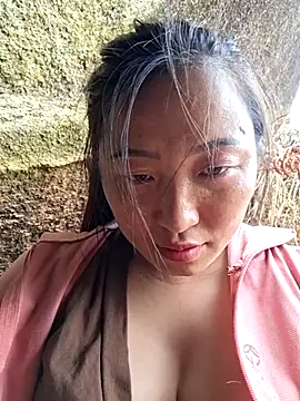 Snapshot of zhen-zo chatting on 05/21/26, 03:37 zhen-zo online show from 05/21/26, 03:37