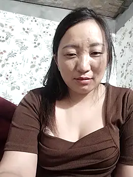 Snapshot of zhen-zo chatting on 04/15/26, 05:39 zhen-zo online show from 04/15/26, 05:39