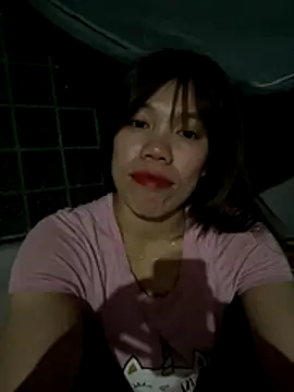 nhinhi-sexy online show from 12/18/25, 02:43