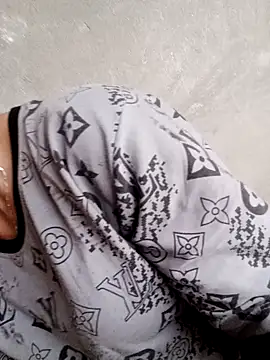 nhinhi-sexy online show from 10/29/25, 09:41