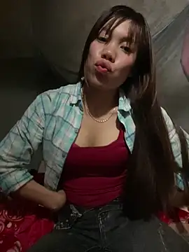 nhinhi-sexy online show from 12/17/25, 05:45