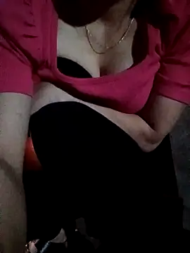 nhinhi-sexy online show from 12/13/25, 09:54