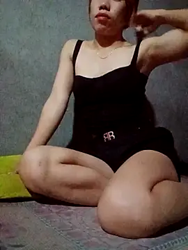 nhinhi-sexy online show from 10/15/25, 07:33