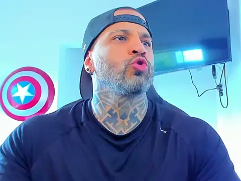 JoshRigby online show from 11/17/25, 08:02