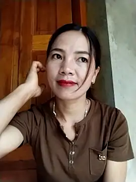 Snapshot of lmc-zz chatting on 06/15/26, 12:44 lmc-zz online show from 06/15/26, 12:44