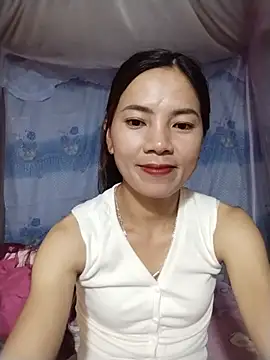 Snapshot of lmc-zz chatting on 06/15/26, 01:22 lmc-zz online show from 06/15/26, 01:22