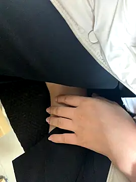 Lydia-a online show from 11/10/25, 03:22