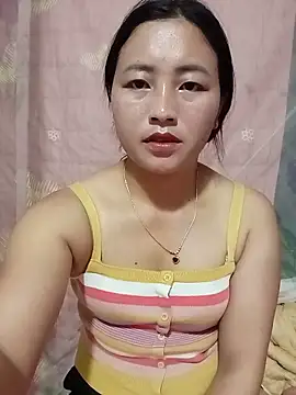 Snapshot of buddy-sexy chatting on 06/03/26, 12:50 buddy-sexy online show from 06/03/26, 12:50