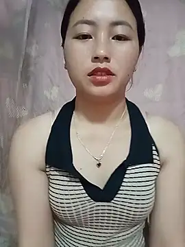 Snapshot of buddy-sexy chatting on 06/29/26, 01:44 buddy-sexy online show from 06/29/26, 01:44