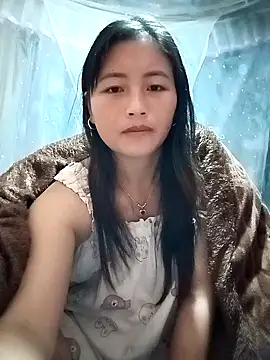 Snapshot of buddy-sexy chatting on 11/23/25, 01:32 buddy-sexy online show from 11/23/25, 01:32