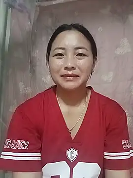 Snapshot of buddy-sexy chatting on 07/05/26, 12:12 buddy-sexy online show from 07/05/26, 12:12