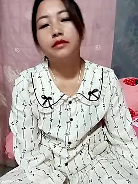 Snapshot of buddy-sexy chatting on 05/10/26, 01:53 buddy-sexy online show from 05/10/26, 01:53