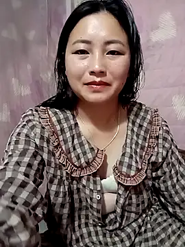 Snapshot of buddy-sexy chatting on 05/07/26, 01:25 buddy-sexy online show from 05/07/26, 01:25