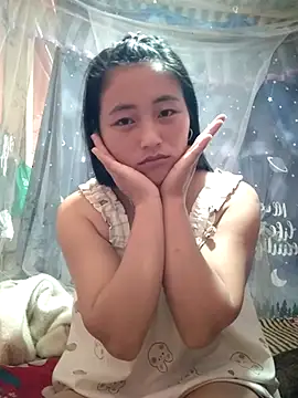 Snapshot of buddy-sexy chatting on 11/12/25, 07:01 buddy-sexy online show from 11/12/25, 07:01