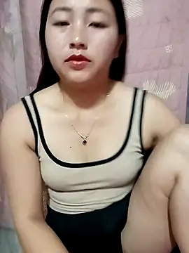 Snapshot of buddy-sexy chatting on 05/06/26, 01:04 buddy-sexy online show from 05/06/26, 01:04