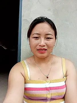 Snapshot of buddy-sexy chatting on 05/25/26, 02:33 buddy-sexy online show from 05/25/26, 02:33