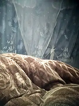 Snapshot of buddy-sexy chatting on 11/01/25, 01:38 buddy-sexy online show from 11/01/25, 01:38