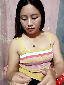 Snapshot of buddy-sexy chatting on 05/31/26, 02:28 buddy-sexy online show from 05/31/26, 02:28