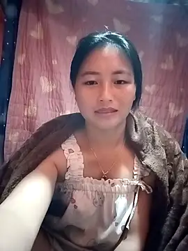 Snapshot of buddy-sexy chatting on 12/16/25, 01:48 buddy-sexy online show from 12/16/25, 01:48