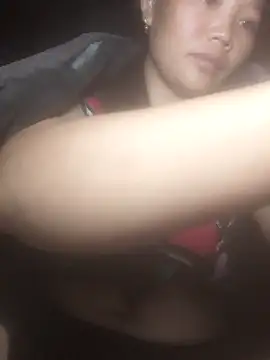 Snapshot of bree-zz chatting on 11/07/25, 11:52 bree-zz online show from 11/07/25, 11:52