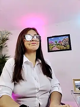 Snapshot of Carol_Miss2 chatting on 11/18/25, 12:41 Carol Miss2 online show from 11/18/25, 12:41