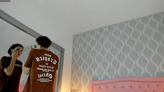 kendallspears 1 online show from 11/12/25, 03:54