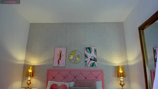 kendallspears 1 online show from 12/01/25, 04:02