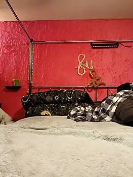 Snapshot of violentviolet68 chatting on 01/08/26, 05:08 violentviolet68 online show from 01/08/26, 05:08