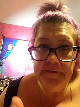 Snapshot of violentviolet68 chatting on 02/11/26, 01:38 violentviolet68 online show from 02/11/26, 01:38