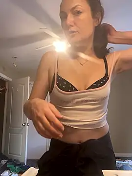 sexybriiiixoxo online show from 04/14/26, 09:42