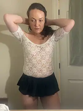 sexybriiiixoxo online show from 05/18/26, 01:17
