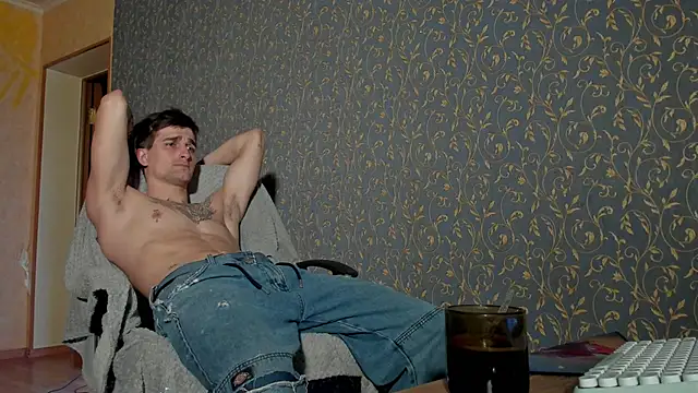 Snapshot of sweet_smith8 chatting on 01/13/26, 04:38 sweet smith8 online show from 01/13/26, 04:38