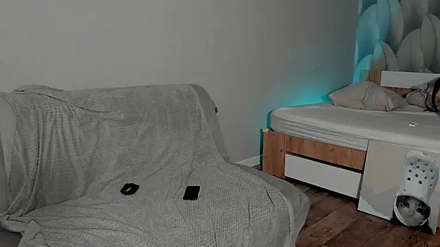 sweet smith8 online show from 10/15/25, 02:14