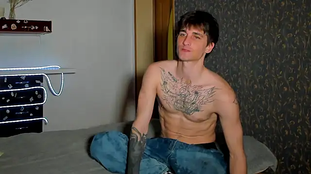 Snapshot of sweet_smith8 chatting on 03/13/26, 08:47 sweet smith8 online show from 03/13/26, 08:47