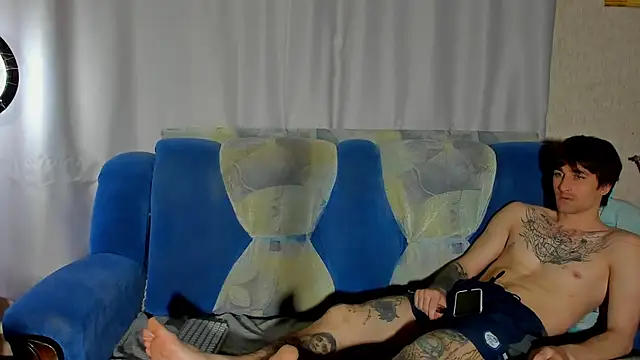 Snapshot of sweet_smith8 chatting on 04/14/26, 12:15 sweet smith8 online show from 04/14/26, 12:15