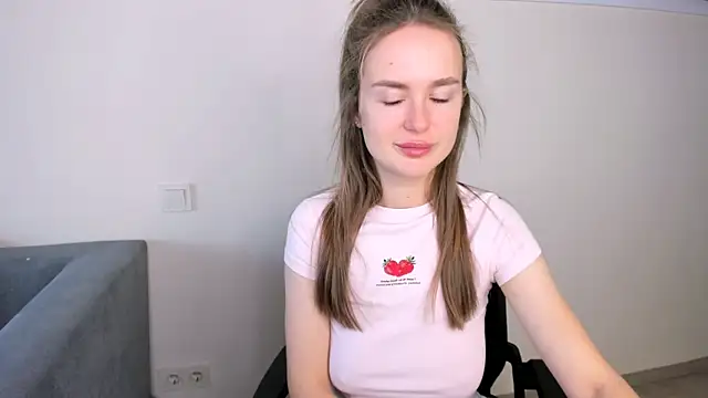 LilMary  online show from 03/13/26, 07:13