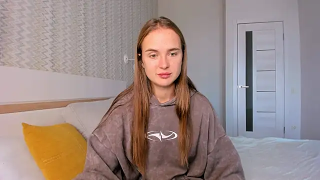 LilMary  online show from 10/22/25, 06:13