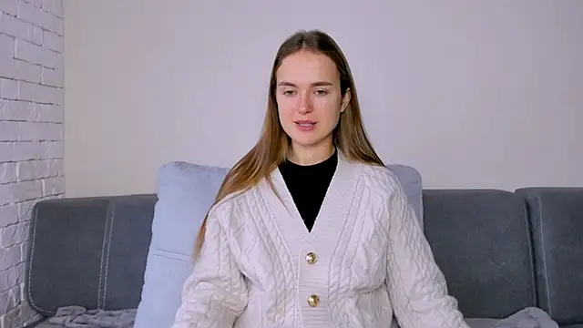 LilMary  online show from 12/03/25, 07:19